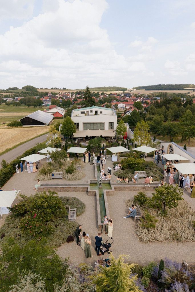 Villa Oriental mit Garten und Wasserbecken